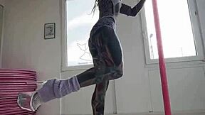 watch me dance on this pole baby