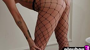 Can You Resist Kenz Kissah's Big Natural Ass Nude?