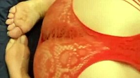 Colombian bride in red lingerie offers her fat juicy pussy on all fours