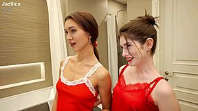 club skipped for shower fingering orgy instead 4k??