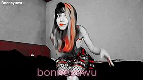 bonneyuwu flashes her sexy schoolgirl panties upskirt tease