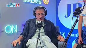 hot lesbians cindylunapetite and alinasvetlana ride sybian machine?