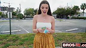 Miami freak skips brunch for ass munching! 🍑👅😈