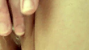 playin with my pretty pussy n juicy tits shower head makes me cum