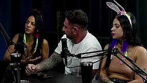 brazilian swingers casal macettare jenni faria digao start hot relation on sheer red 🎄😍