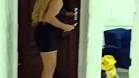 minha amiga pagou ifood com buceta apertadinha 😈🍆💦