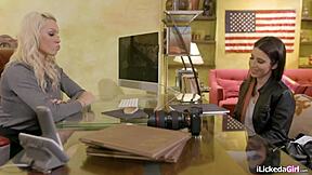 i keep secret if you let lick that hairy pussy now