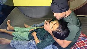 Desi bhabhi masturbates fingering pussy rough pounding