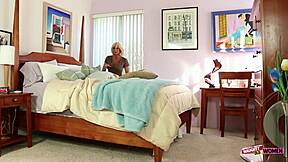 Blonde MILF sucks teen's clit to make her squirt!