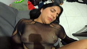 imagine creampieing my wet latina pussy till your cum drips everywhere jhodez1