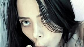 tattooed brunette teen billie eilish teases with toe sucking on webcam