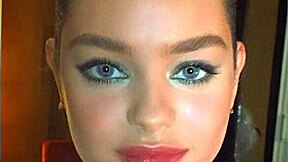 Odeya Rush, isn't she the cutest celebrity to jerk off to?!