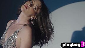 big tits teen Keep Chambers poses, wanna see more?