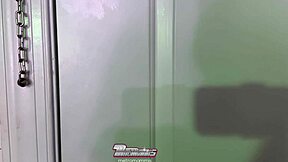 Boyfriend Calls Metromammi. She Squirts In Audition Fuck!