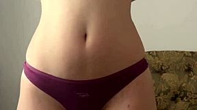 cute 18+ teen fingers shaved pussy to moan orgasm 😩💦