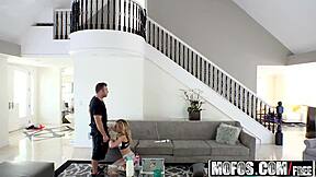 Alexa Grace's athletic blonde patrol play