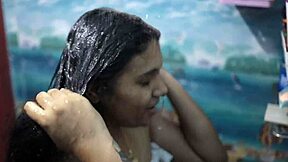 indian stepsis gets naughty in the hot bath, licking ass to mouth 😘🛁🍑💦