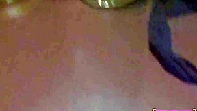 dude i just pissed in the bar vase while fingering... full vid 😏