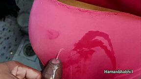 Indian Housewife's Big Ass Tempts Huge Cock In Desi Chudai