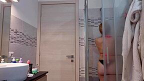 gostosa teen shower masturbation latina blonde bathing