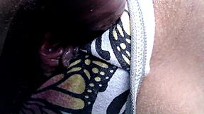 Stepsis, wanna see my extreme close-up wet pussy?