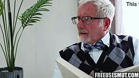 grandpa's cock feels so good in my shaved pussy! blonde vlogger screams