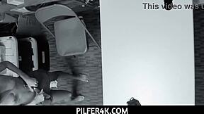 emma hix fucks security guard's dick 🍆😈💦