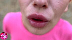 Girlfriend deepthroats for mouthful cum in forest