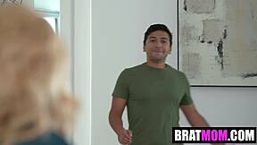 hey max, i caught stepmom taylor vixxen naked... filling her now