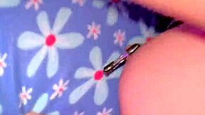 mi novia sumisa vestida puta me sorprende en casa sola
