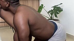my best friend comes to my house to suck my pussy