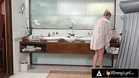 Mommy india summer gives lyra law a sensual nuru massage