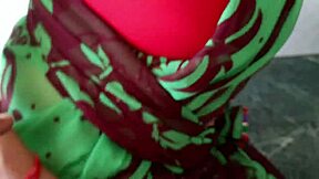Desi bhabhi first kitchen sex with devar