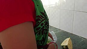 Desi bhabhi first kitchen sex with devar