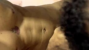 Sexo no banheiro com for�a