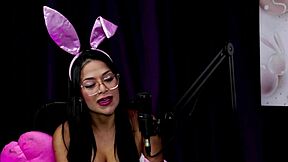 sonha em ser dominatrix gosta de ser submissa o ex marido a tentou m tar sexo punheta e siriria - uma delicia - myst kali watch on sheer red
