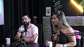 Sofreram preconceitos e quando estao com tesao fazem videos amadores seu casamento nao durou e no reality show