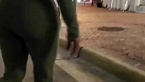 darkchocolatebarbie shows off her walk