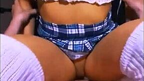 La hijastrastra era una joven apretada y tímida pero en la cama se transformaba en una fiera indomable