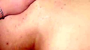 Sexo anal con mi hermanastra cuando mi padrastro no esta en casa