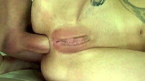 tea mint enjoys double penetration orgasm