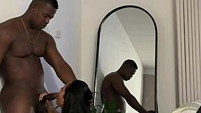 Casual sex with my friend in front of mirror