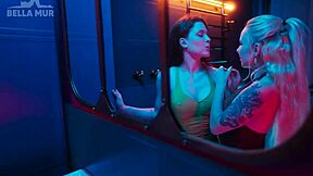 picked up a girl in the night club toilet and tasted her pussy