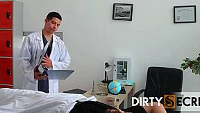 i fuck my patients wife while he goes to bathroom