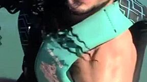 novinha brasileira deliciosa da perdido no corno manso e vai fuder com o instrutor de jetski no mar