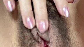 Rub clit hairy pussy nature body petite 18+
