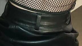 Step mom uses boyfriends cock on lesbian daughter