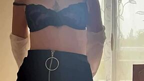 18yo latina opens virgin pussy