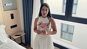i fuck unknown girl in her hotel room help finding her lost ring