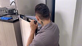Muscular technician repairs my refrigerator and then works on my pussy - bucarasex